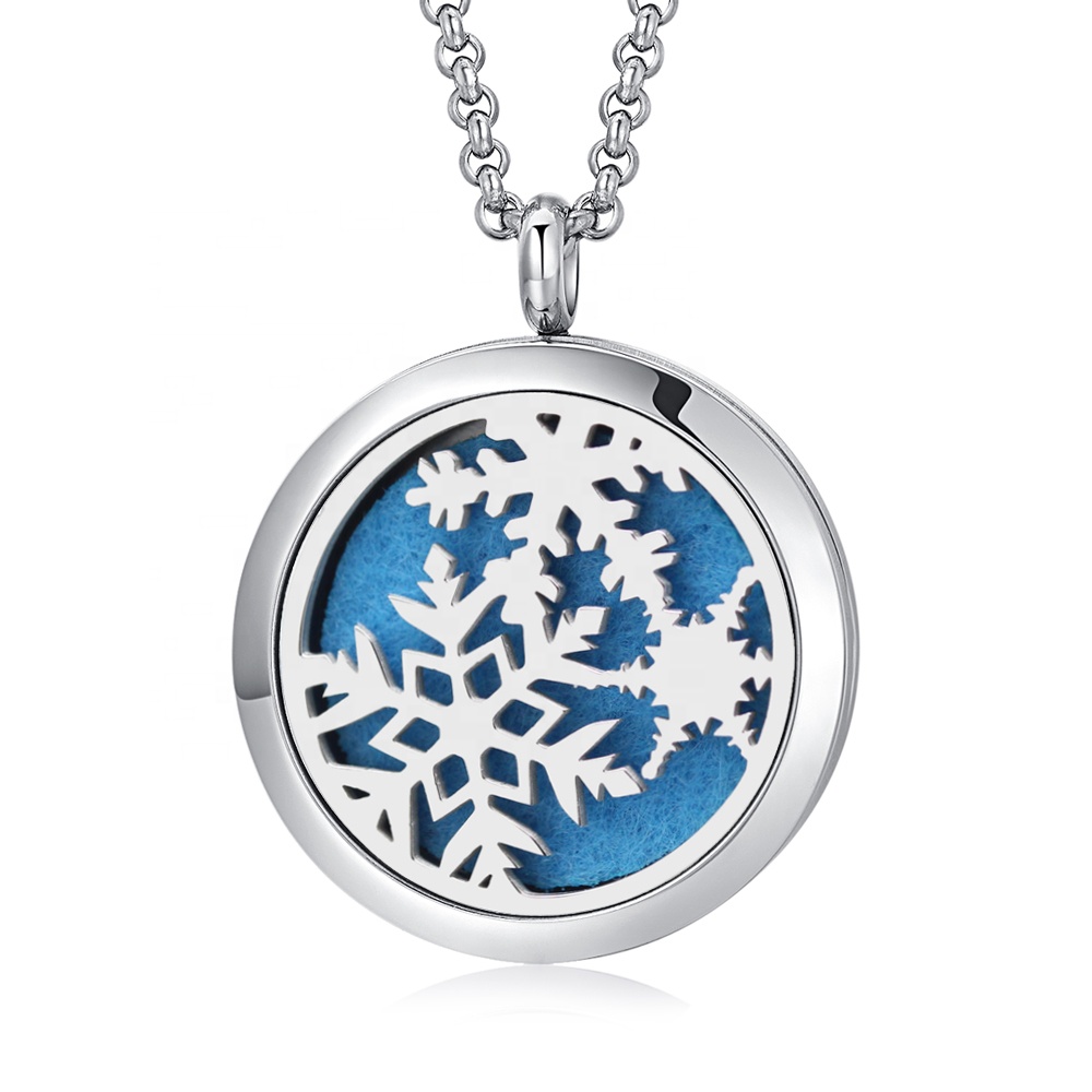 Christmas tree Snowflake Essential Oil Diffuser Necklace Perfume Locket Aromatherapy Fragrance Pendant
